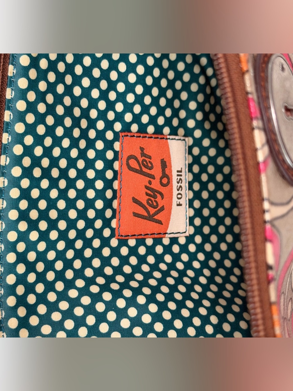 Fossil Key Per Tablet Sleeve - Picture 3 of 5